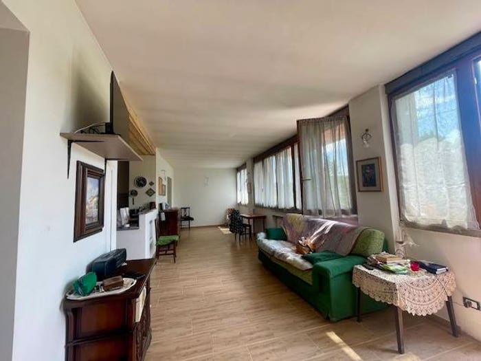 Casa con 6 locali in vendita in Località Benasso, Castellamonte