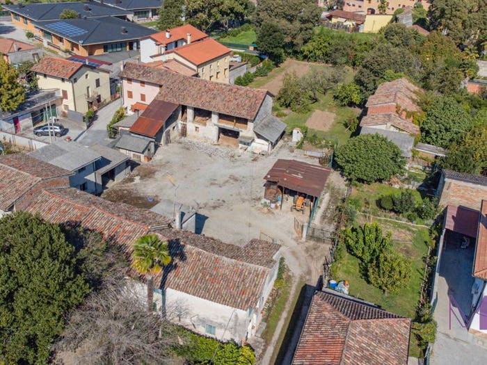 Casa con 6 locali in vendita in Via Guglielmo Oberdan, Visco