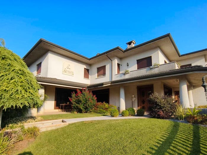 Casa con 6 locali in vendita in Via Letterino Vecchini, Centro, Casaleone