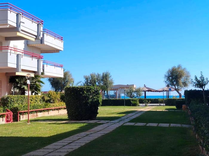 Appartamento trilocale in vendita in Via Procida, Villa Rosa, Martinsicuro