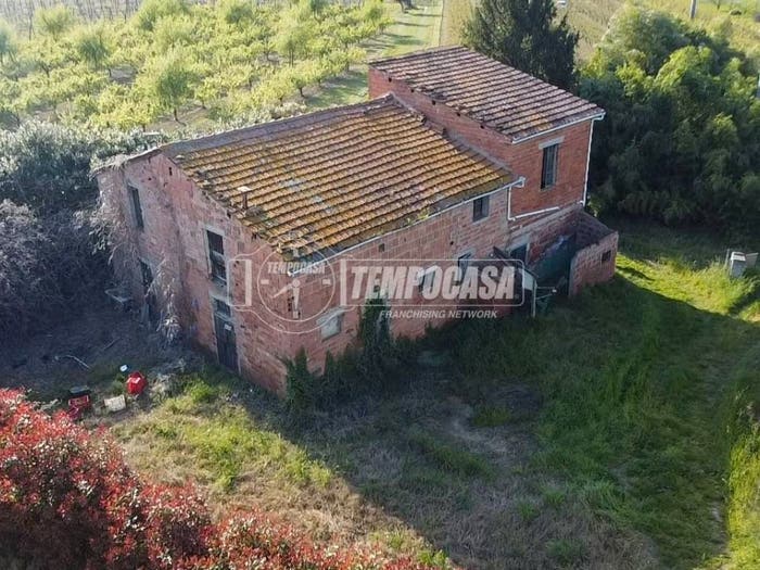 Casa con 6 locali in vendita in Via Ghinotta, Castel Bolognese