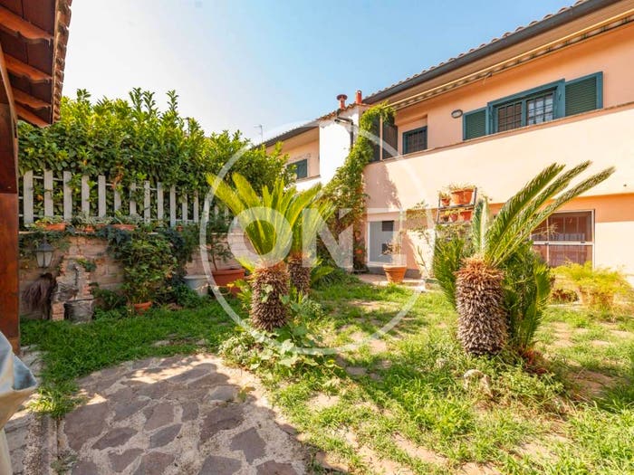 Casa con 6 locali in vendita in Via Massa di San Giuliano, Castelverde, Roma