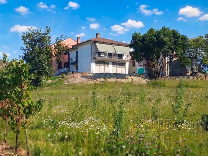 Casa trilocale in vendita in Località Squarnazzole, Montalto Pavese
