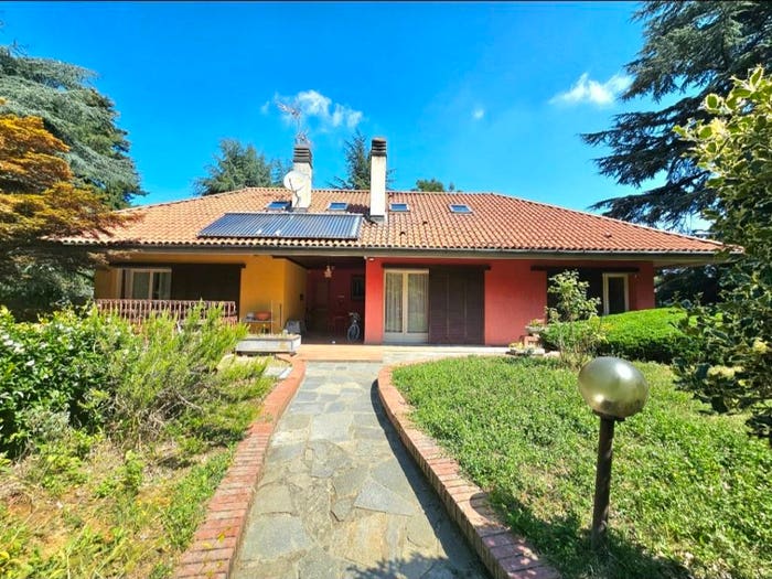 Casa con 6 locali in vendita in Strada del Colle, Pecetto Torinese