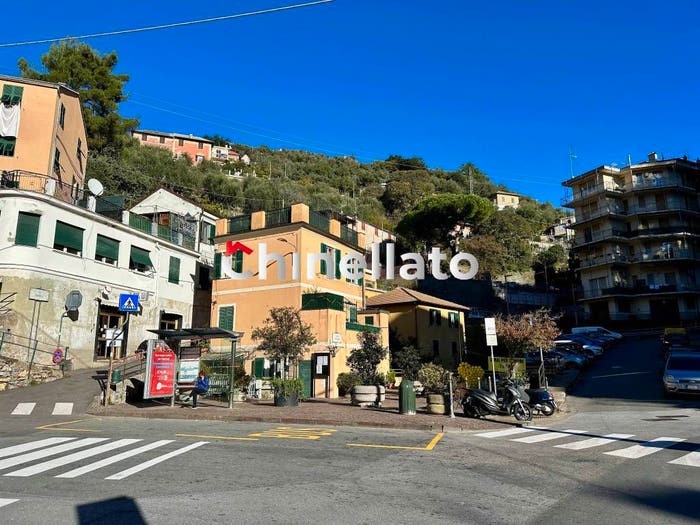 Casa con 6 locali in vendita in Via Finocchiara, Quezzi, Genova