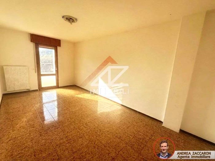 Appartamento quadrilocale in vendita in via cava, Centro, Miane