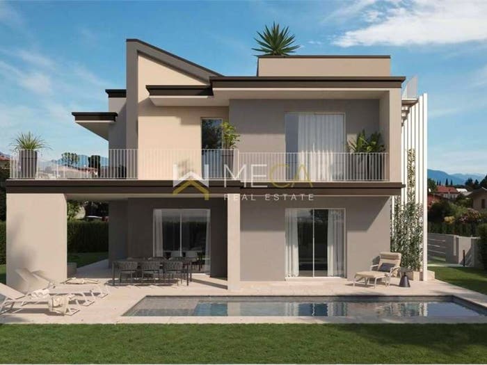 Casa con 5 locali in vendita in piazza san martino, Moniga del Garda