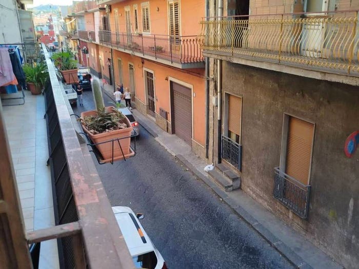 Appartamento quadrilocale in vendita in Via Alessandro Manzoni, Centro, Aci Catena