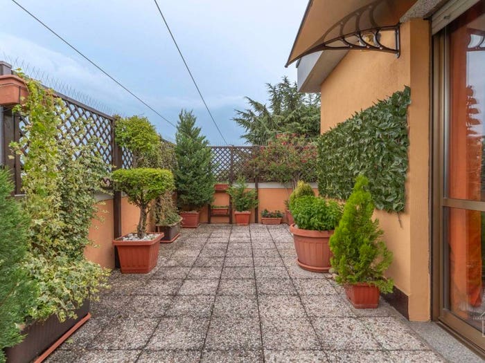 Casa trilocale in vendita in Via Cristoforo Colombo, Casarile