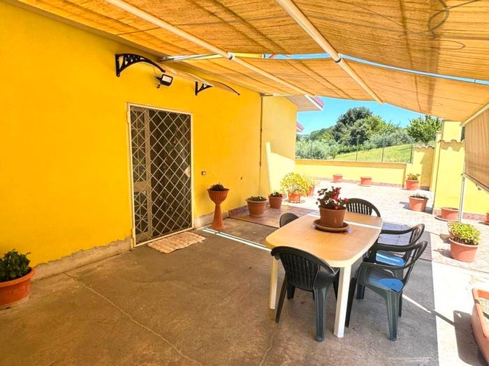 Appartamento quadrilocale in vendita in Via Monte Stallone, Formello