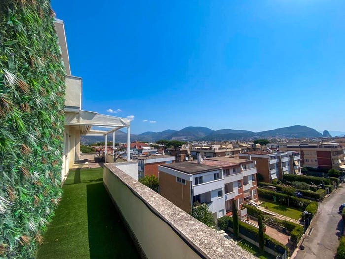 Casa con 5 locali in vendita in Via Carlo De Angelis, Lungomare Circe Via Badino, Terracina
