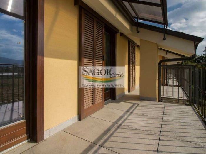 Appartamento trilocale in vendita in Via Saluzzo, Tabona Borgo Nuovo, Pinerolo