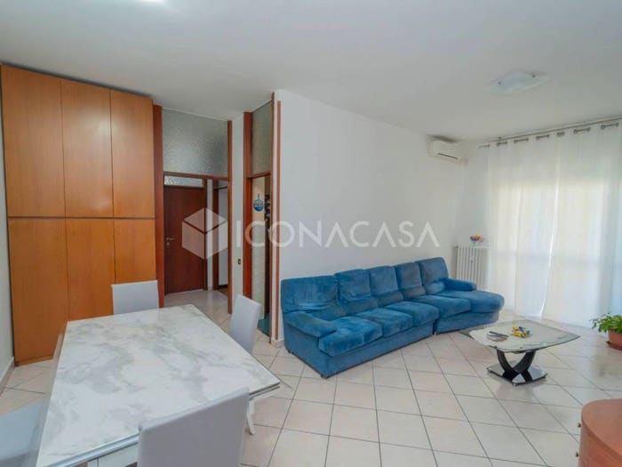 Appartamento trilocale in vendita in Via Privata Vincenzo Gioberti, Pogliano Milanese