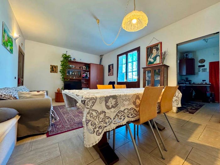 Appartamento con 5 locali in vendita in Via Maggio, San Martino San Lorenzo, Campi Bisenzio