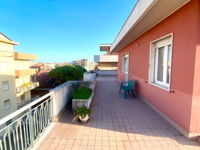 Casa quadrilocale in vendita in Porto Turistico, Pescara
