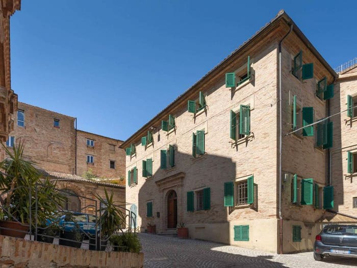 Casa con 6 locali in vendita in Largo Giuseppe Mazzini, Centro, Filottrano