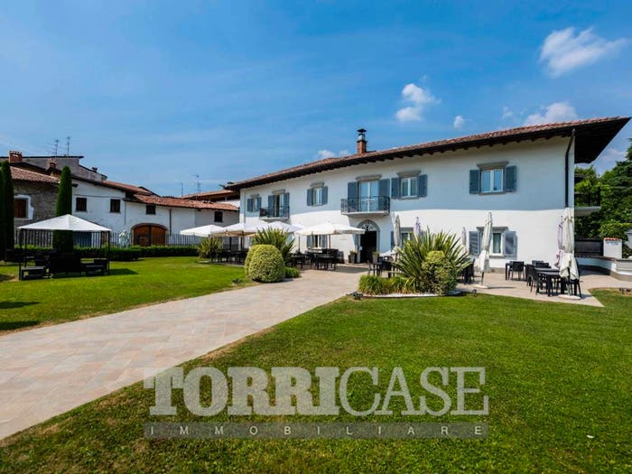 Casa con 6 locali in vendita in Via Rollo, Villa di Serio