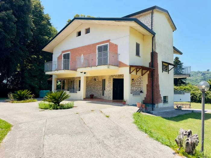 Casa con 5 locali in vendita in Bosco San Raffaele, Aiello del Sabato