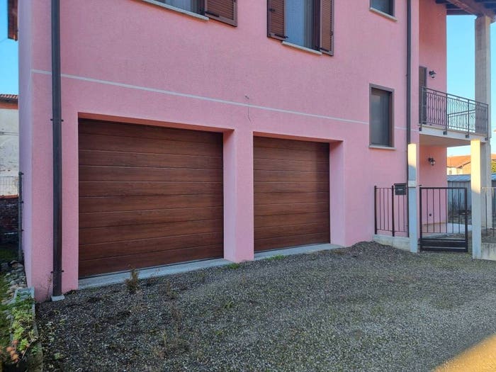 Casa quadrilocale in vendita in Via Giuseppe Mazzini, Fara Novarese