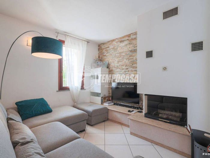 Casa con 6 locali in vendita in Via Casette, Villa Selva San Leonardo, Forlì