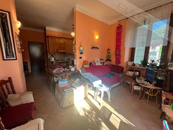 Appartamento quadrilocale in vendita in Via Trento No Number, Perosa Argentina