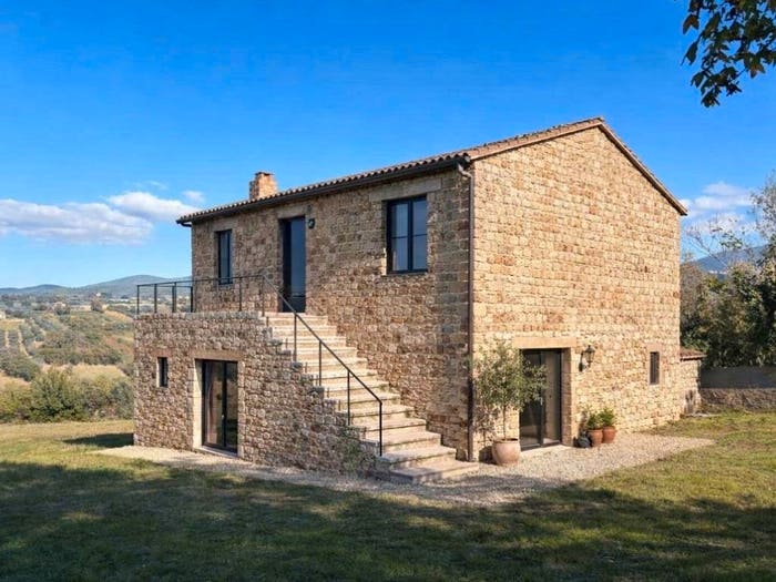 Casa con 6 locali in vendita in Vocabolo Fosso, Calvi dell'Umbria