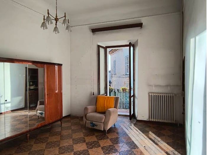 Appartamento con 6 locali in vendita in Centro, Camerano