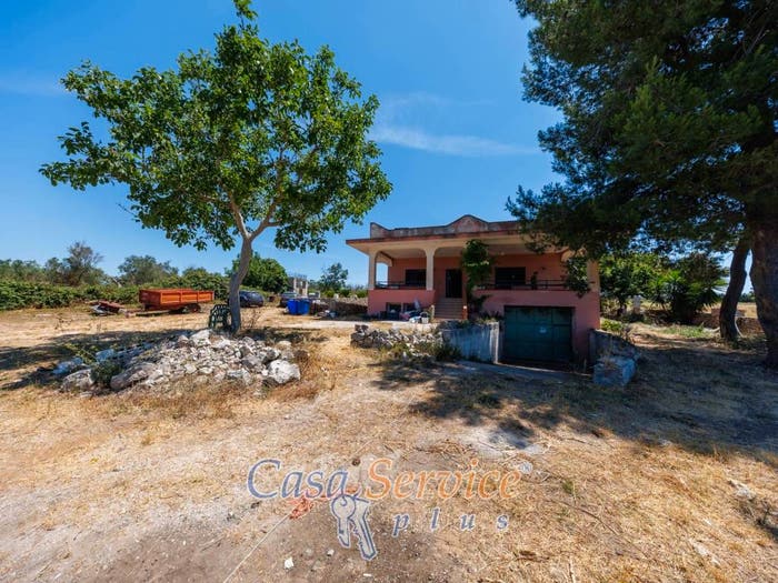 Casa con 5 locali in vendita in SP, Supersano