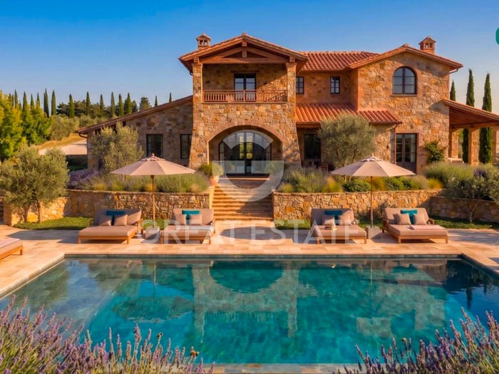Casa con 6 locali in vendita in Chianciano Terme