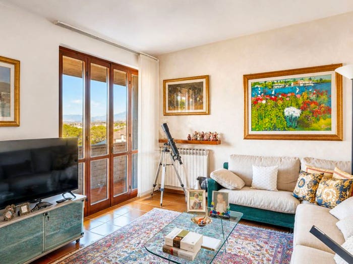 Casa con 6 locali in vendita in Lungolago Giuseppe Mazzini, Centro, Peschiera del Garda