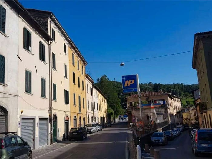 Appartamento con 6 locali in vendita in Via Roma No Number, Centro, Castelnuovo di Garfagnana