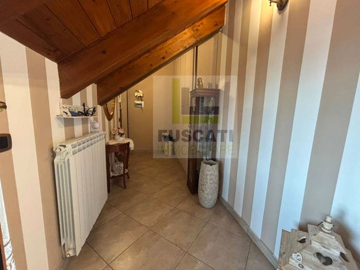 Casa trilocale in vendita in Via Provinciale Santa Maria a Cubito, Piscinola, Napoli