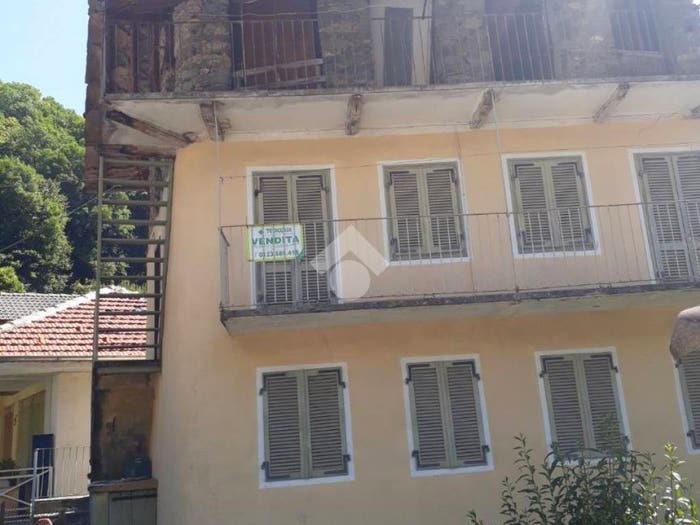 Casa con 5 locali in vendita in VIA CATELLI, Centro, Mezzenile