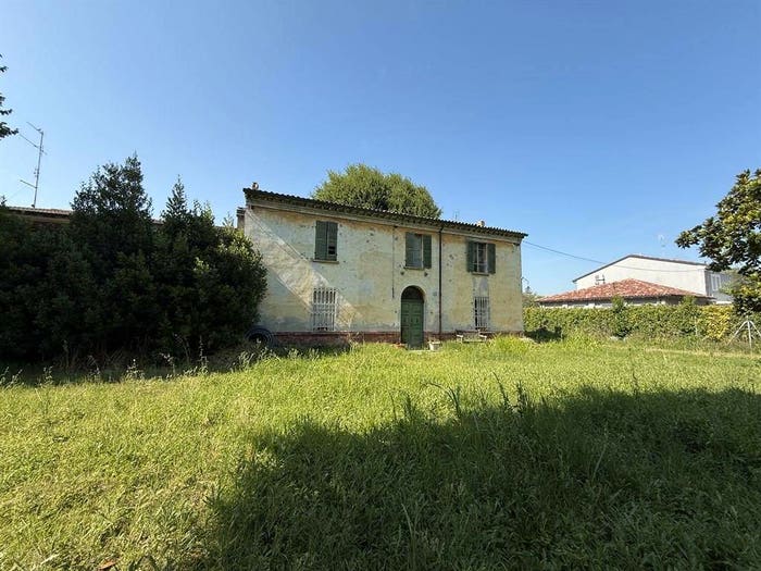 Casa con 6 locali in vendita in Roncalceci Longana, Ravenna