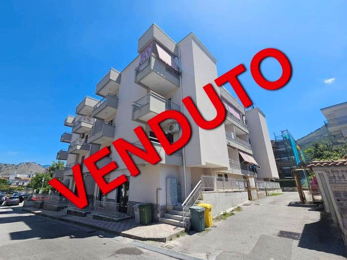 Appartamento trilocale in vendita in Via Santa Maria delle Grazie, Centro, Roccapiemonte