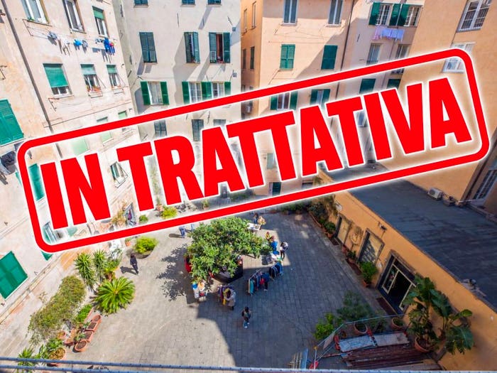 Appartamento trilocale in vendita in Via del Campo, Prè, Genova