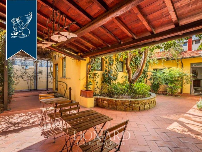 Appartamento con 6 locali in vendita in Santo Spirito, Firenze