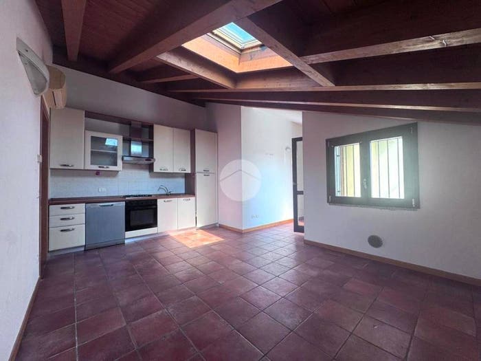 Appartamento trilocale in vendita in Via Dell'Assunzione, Montello