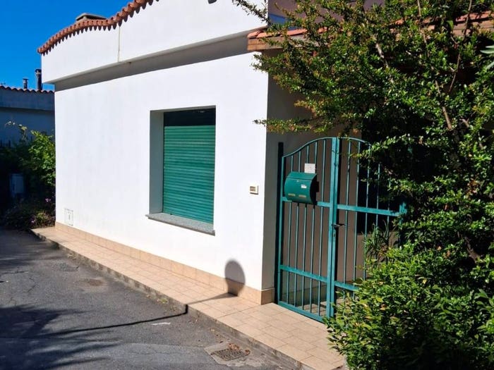 Casa quadrilocale in vendita in Via Ranzi, Centro, Pietra Ligure