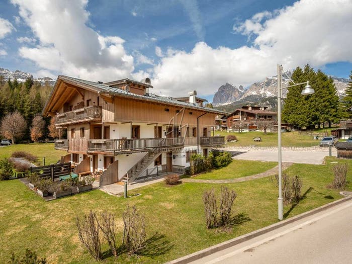 Casa con 6 locali in vendita in Frazione Zuel di Sotto, Cortina d'Ampezzo