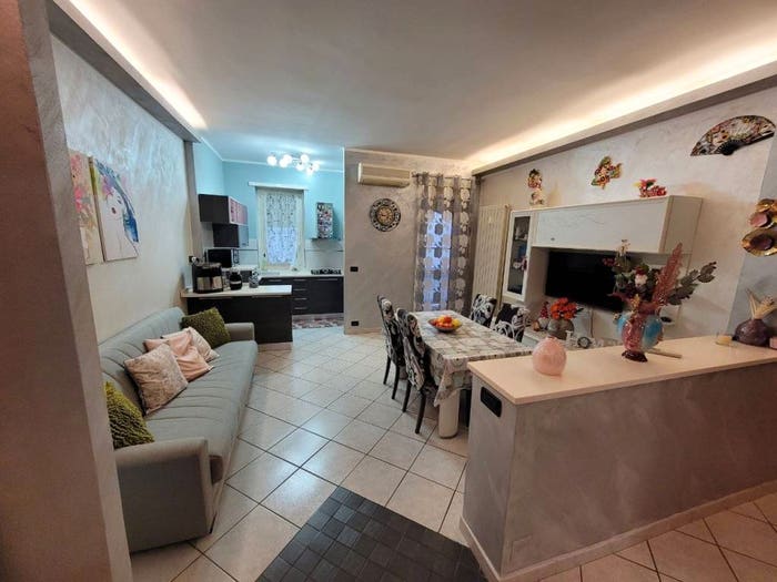 Appartamento trilocale in vendita in Via Roma, Centro, Airasca