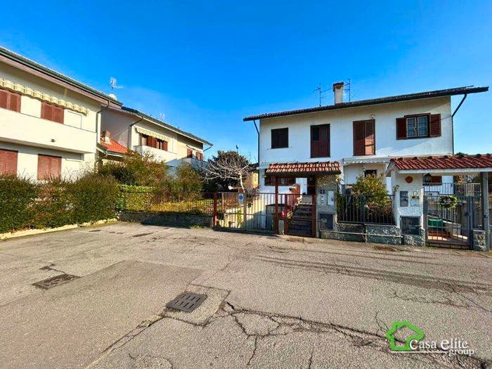 Casa quadrilocale in vendita in Via Pietro Nenni, Riozzo, Cerro al Lambro