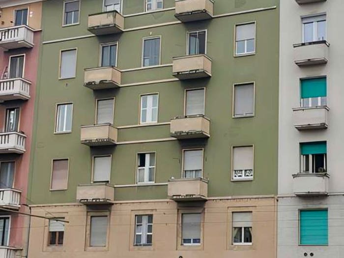 Appartamento bilocale in vendita in Viale Certosa, Certosa, Milano