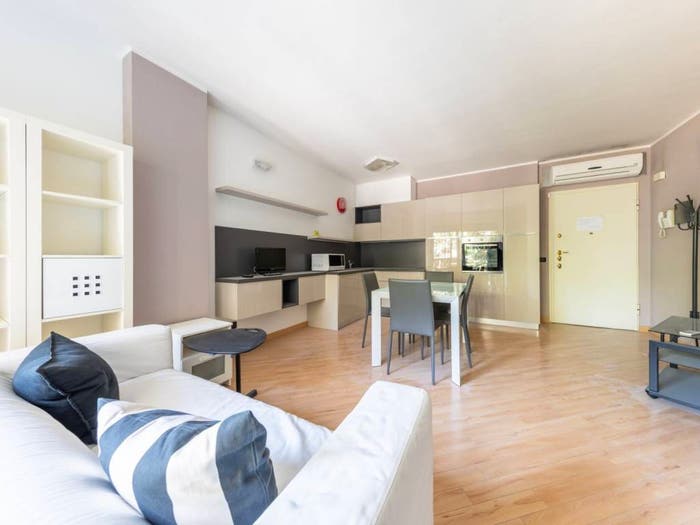 Appartamento trilocale in vendita in Via Giovanni Ricordi, Città Studi, Milano