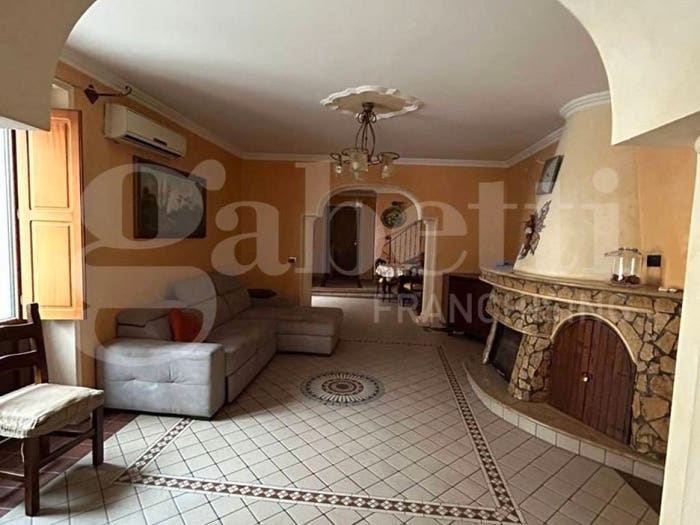 Appartamento con 6 locali in vendita in Via Arco del Vaglio, Centro, Diamante