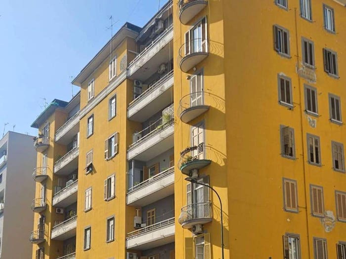 Appartamento quadrilocale in vendita in via Eduardo Suarez, Piazza Canneto Salvator Rosa, Napoli