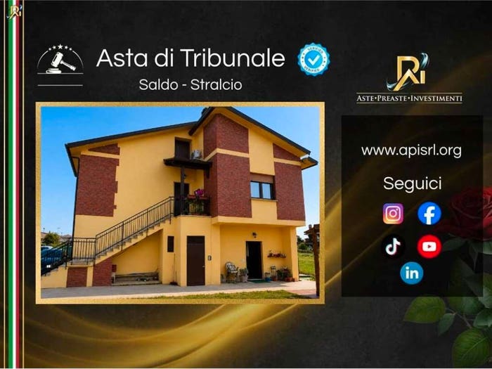 Appartamento con 5 locali in vendita in Via Cornete, Centro, Ceprano
