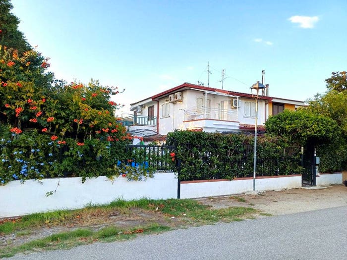 Casa quadrilocale in vendita in Via Monte Bianco, Marina Di Sibari, Cassano all'Ionio