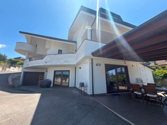 Casa con 5 locali in vendita in Via Benedetto Croce, Pastene, Sant'Angelo a Cupolo