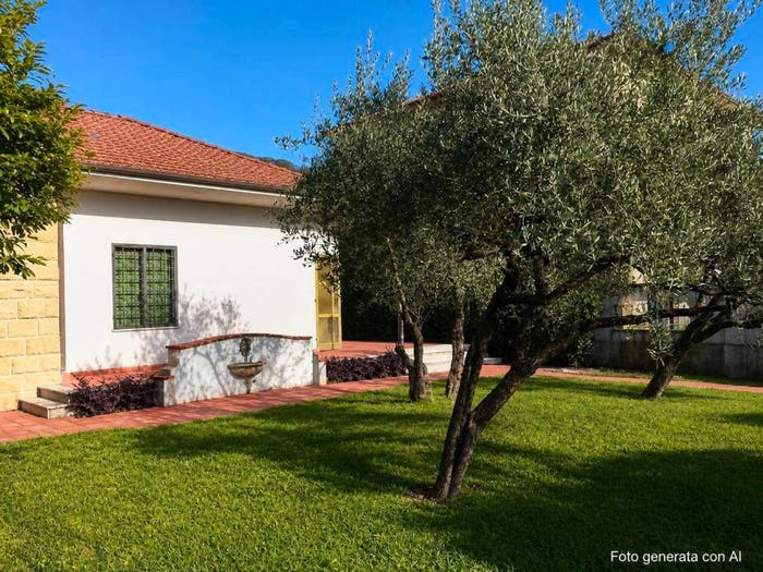 Casa con 6 locali in vendita in VIA REPUBBLICA, Albiano Magra, Aulla